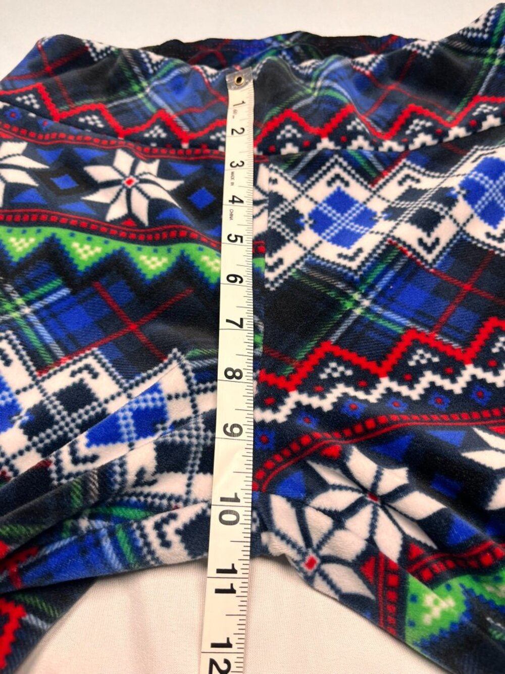 No Boundaries Fleece Leggings Large 11-13 Fair Isle Plaid Snowflake Winter Pants - Picture 4 of 6